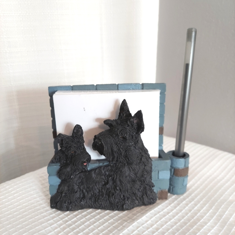 Magnetic Scottie Dog Note Pen Holder Desktop Terrier Figurine Resin Office